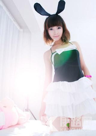 Ů�Ը߳��ᱳ������