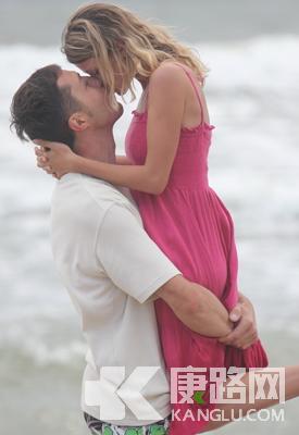 �����@���r��